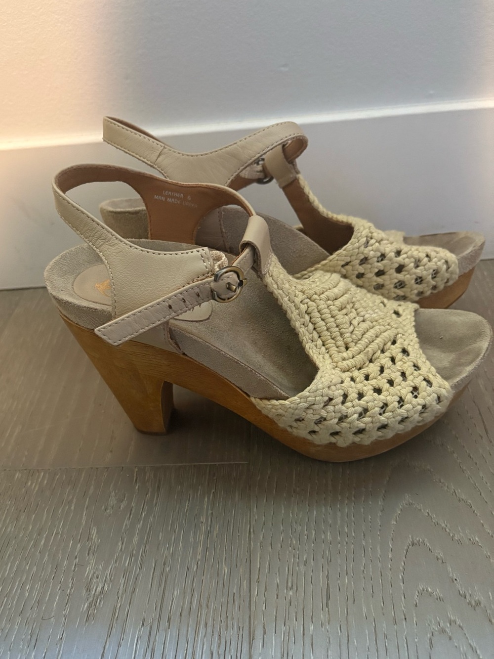 Women’s Vintage Cream Crochet T-Strap Platform Sandals - Picture 3 of 7